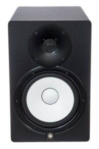 Yamaha HS 8